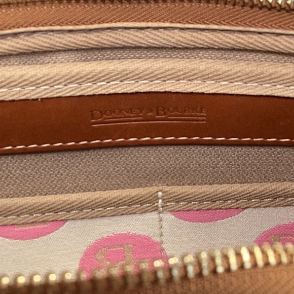 Dooney & Bourke Y2K Pink and Cream Canvas with Brown Leather Trim - Picture 11 of 16
